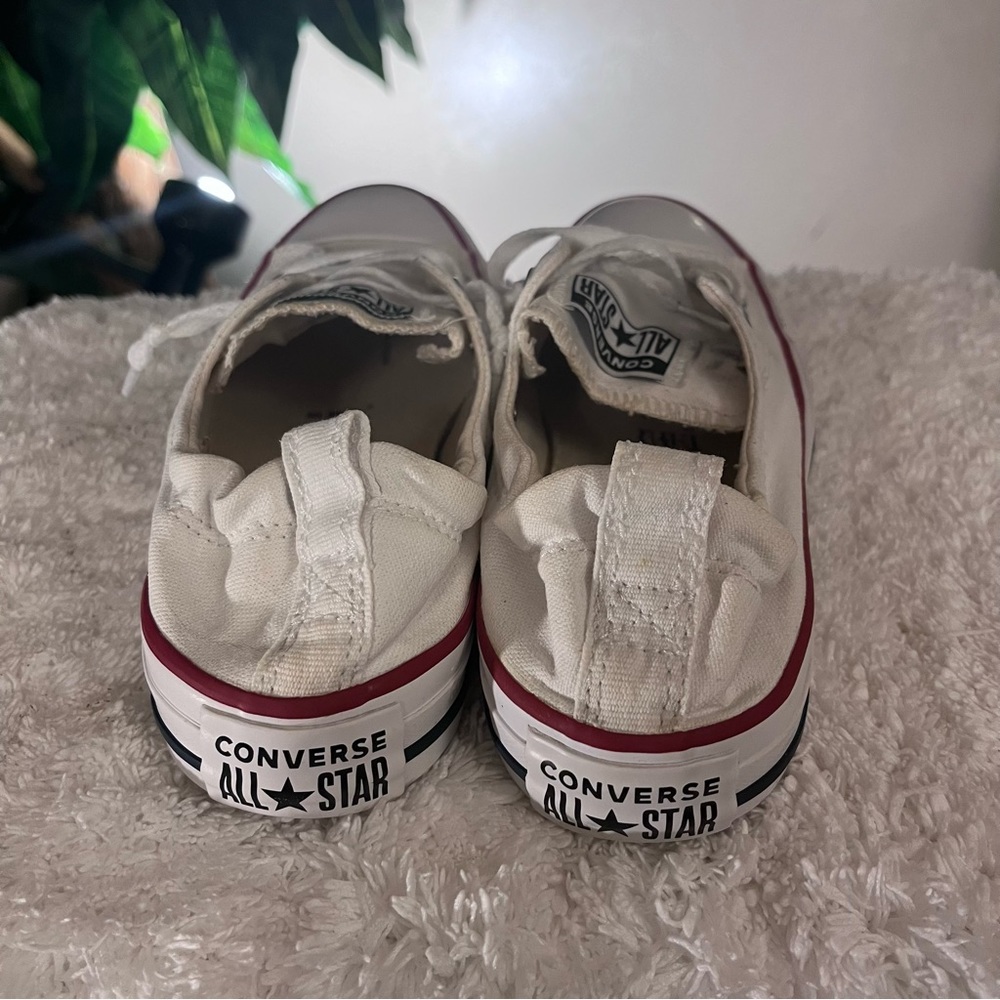 Converses - Picture 3 of 7